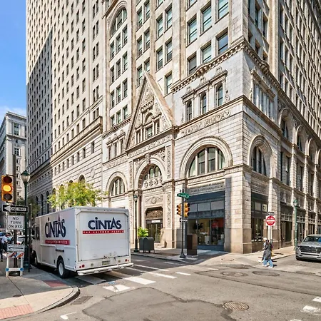 Charming Home In Heart Of City With King Size Bed! Philadelphia Exterior photo