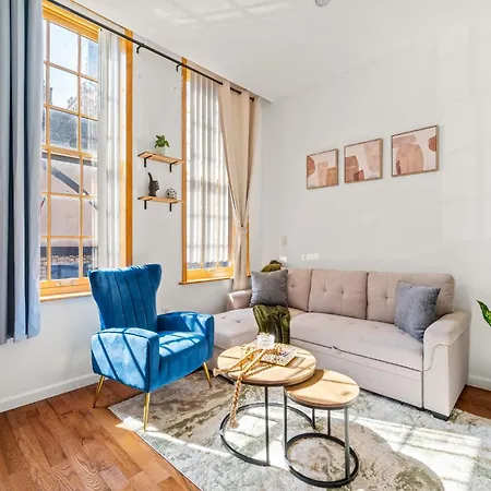 Charming Home In Heart Of City With King Size Bed! Philadelphia Exterior photo
